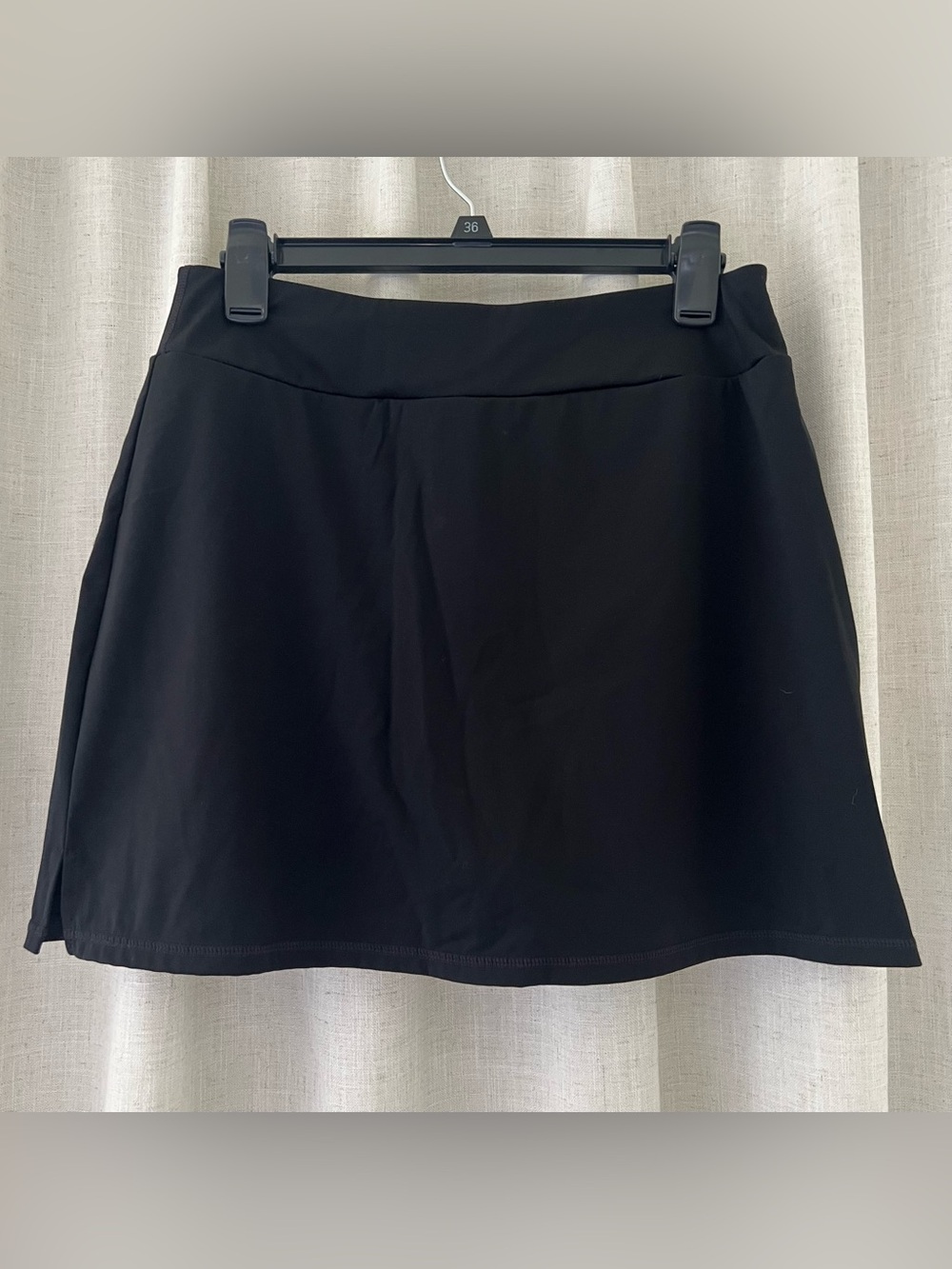 Black A-Line Women’s Tennis Skort with Smooth Waistband